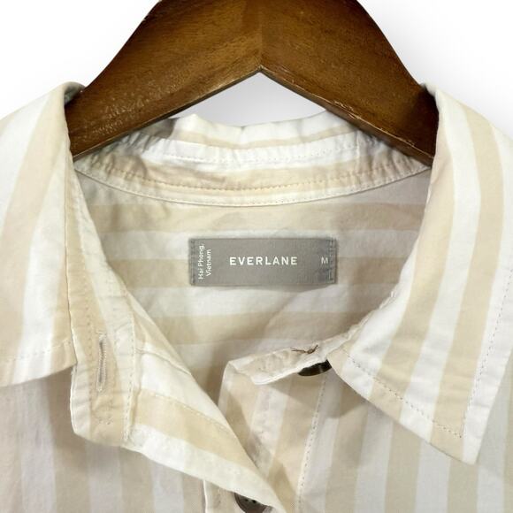 EVERLANE The Silky Cotton Way Short Shirt Sand White Khaki Stripe M Cropped - Picture 3 of 9